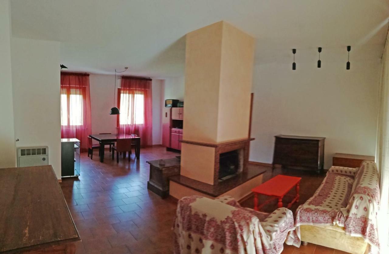 Madonna Di Frasassi - Casa Vacanze Apartman Genga  Kültér fotó